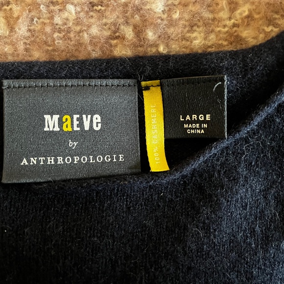 MAEVE 100% CASHMERE SWEATER FROM ANTHROPOLOGY. SIZE LARGE - Picture 3 of 5